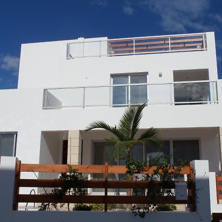 Modern Villa, 4 Bedrooms, Private Pool, Close To Coral Bay Strip Peyia Exterior photo