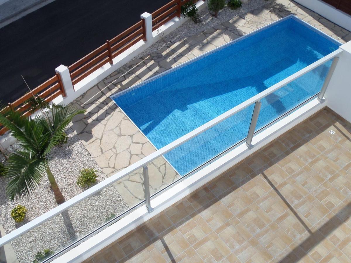 Modern Villa, 4 Bedrooms, Private Pool, Close To Coral Bay Strip Peyia Exterior photo